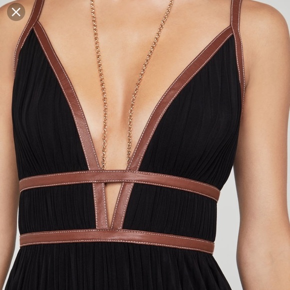 BCBGMaxAzria y2k Lillie V-Neck Strap Detail Kn… - Picture 4 of 5